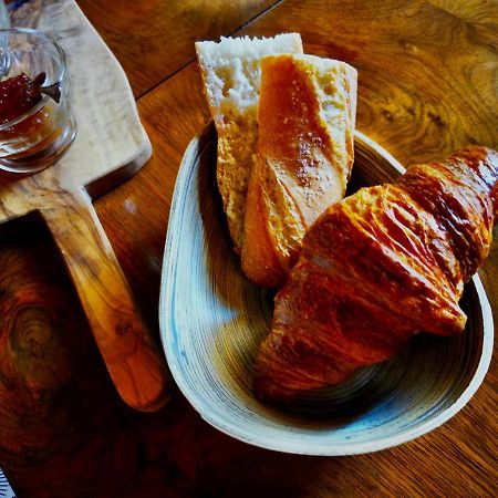 Chez Patrice Et Yuri Julien Bed & Breakfast Безие Екстериор снимка