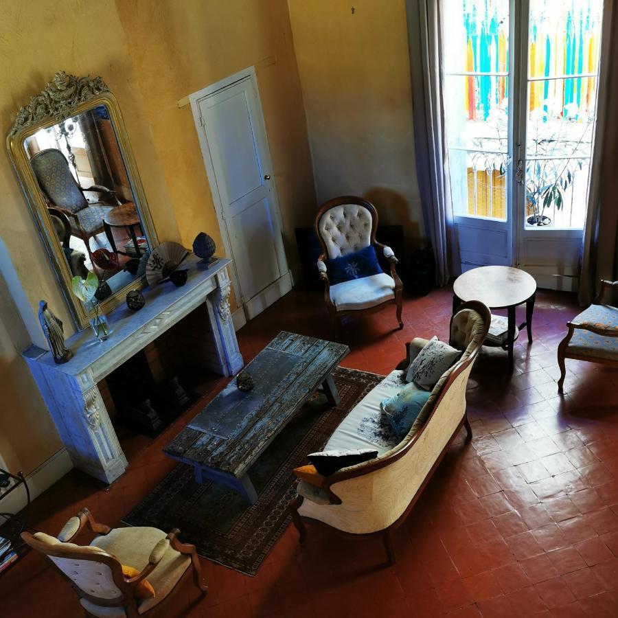 Chez Patrice Et Yuri Julien Bed & Breakfast Безие Екстериор снимка