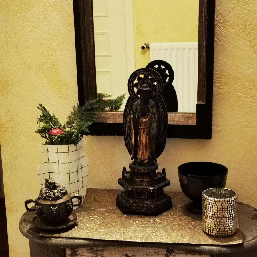 Chez Patrice Et Yuri Julien Bed & Breakfast Безие Екстериор снимка